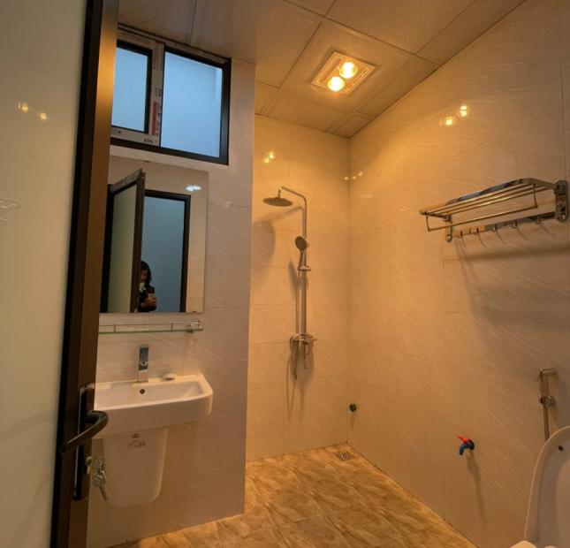 Bán nhà ngõ phố Nguyễn Tuân, ph Thanh Bình, TP HD, 78.6m2, 2.5 tầng, 3 ngủ, chỉ 2.7 tỷ
