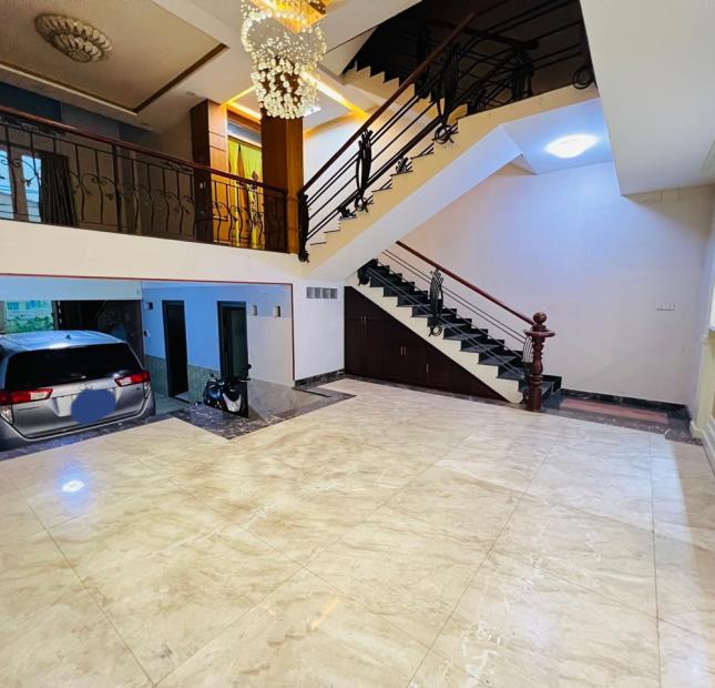 BIỆT THỰ KHU VIP - Gần Etown Cộng Hòa -  P13 Tân Bình - NGANG 7M 0967229394