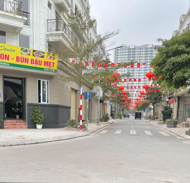 Cho thuê nhà phố Shop Hải  Trâu Quỳ –đường Thuận An 30m, hoàn thiện 4T.0982852808