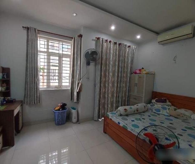 S 40m2, 2 tầng mới đẹp ở liền, Cách Mạng Tháng Tám, Quận 10