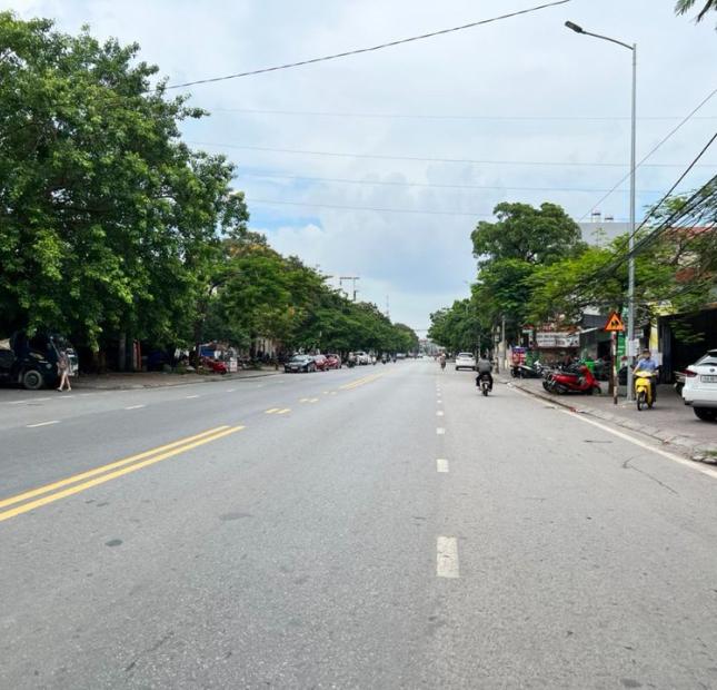 Sản phẩm duy nhất nhà mặt đường Hùng Vương,gần bến xe Thượng Lý,phù hợp nhiều hình thức kinh doanh