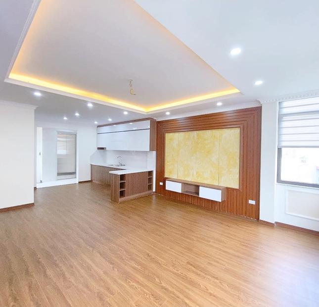Bán nhà Láng Hạ 55m Phân lô Thang máy Ô tô vào nhà Giá tốt