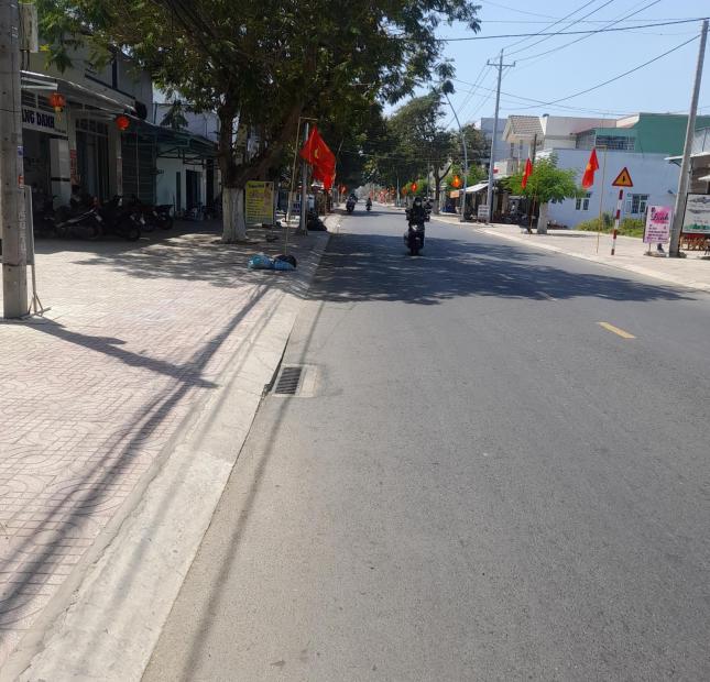 CHÍNH CHỦ Cần Bán LÔ ĐẤT Vị Trí Đắc Địa Tại Long Thuận, TX Gò Công