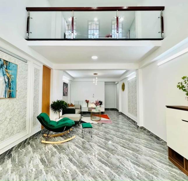 Siêu phẩm đầu năm! Mặt tiền đường Sư Vạn Hạnh, P. 12, Q. 10, (4,1x15.5m) - 6 tầng - 32 tỷ TL