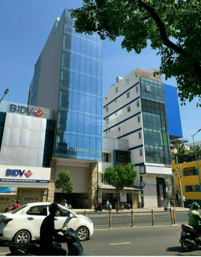 Mặt tiền Võ Văn Tần, Quận 3, (4x18m), 3 lầu, 40 tỷ