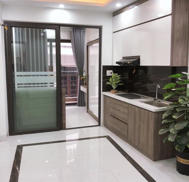 Bán chung cư N6 Đội Cấn - Kim Mã - Ba Đình, nội thất đầy đủ, về ở luôn, oto đỗ cửa