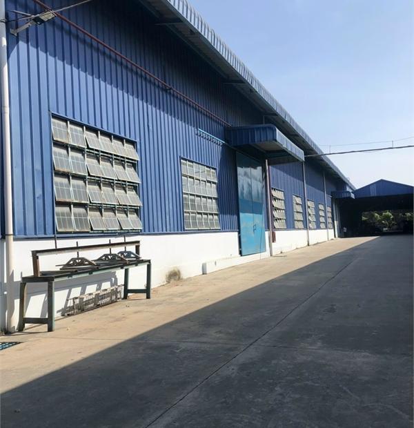 cho thuê nhà xưởng dt 25000m2. (25mx100m). Cao hơn 8m