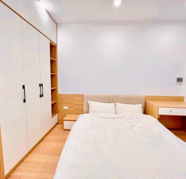 Bán nhà Phan Đình Giót, Ô TÔ, 35m, 5T, MT 4m, giá 4,1 tỷ, Lh: 0984417892  