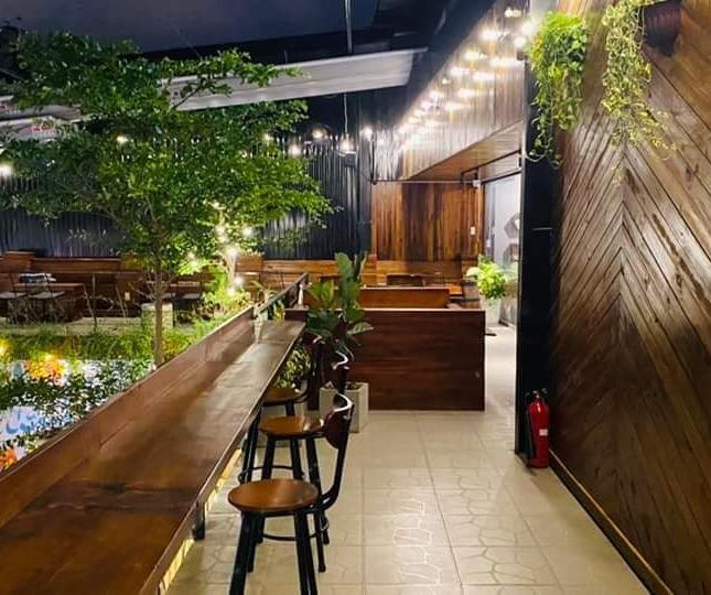 GIA ĐÌNH CẦN SANG NHƯỢNG NHÀ HÀNG BEER GARDEN & CAFE ACOUSTIC đang hoạt động ở quận Phú Nhuận