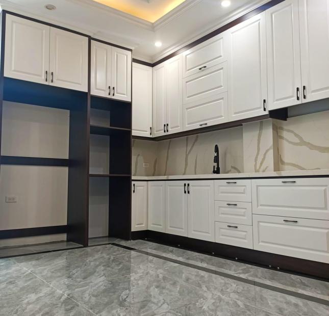 Nhà đẹp Nguyễn Xiển-Thanh Xuân 86mx7 tầng-thang máy-3 ô tô tránh-hạ giá còn 14.8 tỷ nhà mới.