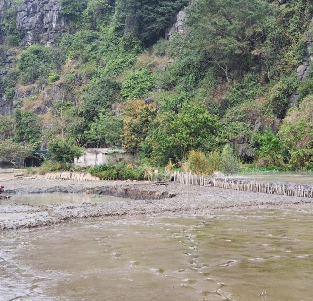 Cần bán đất Ninh Xuân - nhất cận thị, nhị cận giang, tam cận lộ. vị trí vô cùng đẹp.
