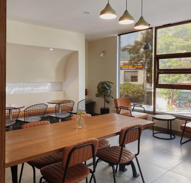 SANG NHƯỢNG LẠI QUÁN CAFE Ở HAI BÀ TRƯNG, HÀ NỘI.