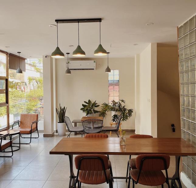 SANG NHƯỢNG LẠI QUÁN CAFE Ở HAI BÀ TRƯNG, HÀ NỘI.