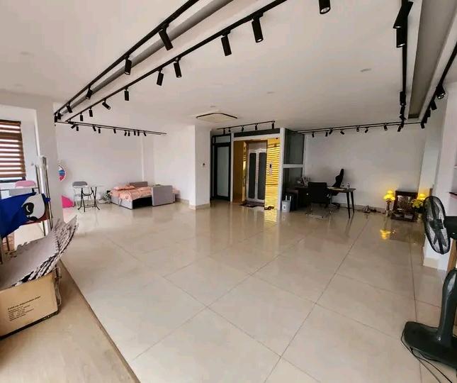Cho thuê GẤP mặt bằng tầng 2 và 3 tại 566 Đường Bưởi, quận Ba Đình, phù hợp làm văn phòng, cửa