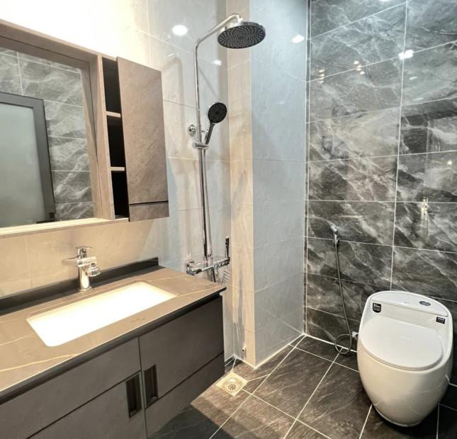 Bán Nhà Mới 6 Tầng 7PN Xe Hơi Hoàng Hoa Thám, Bình Thạnh 40m nhỉnh 7 tỷ