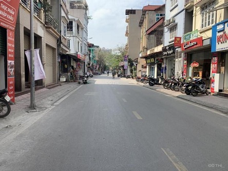 Bán gấp nhà 55m2 giá 5,2 tỷ gần Hoàng Như Tiếp, Quận Long Biên, Hà Nội