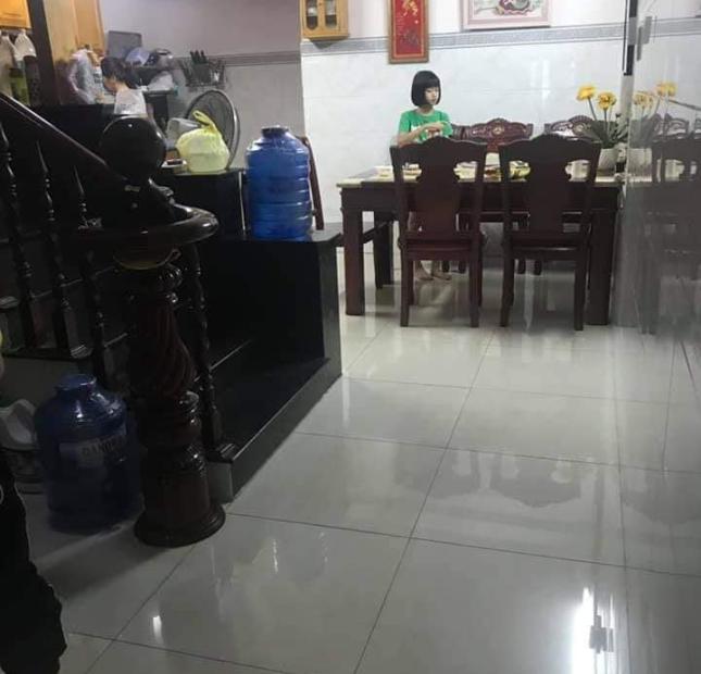 HXH gần CV Làng Hoa Gò Vấp - NHÀ ĐẸP - Giá thơm như hoa luôn