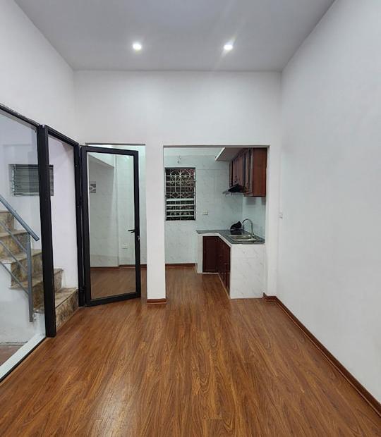 Nhà Hồ Võ Thị Sáu, Hai Bà Trưng 36m*5 Tầng giá 3.79 Tỷ