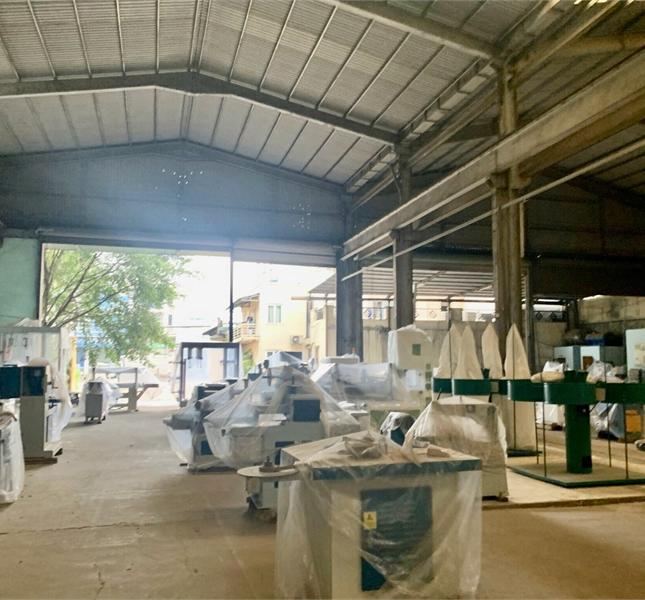 cho thuê hoặc bán nhà xưởng và tòa văn phòng, mặt Tiền 33m, gần KCN AMATA