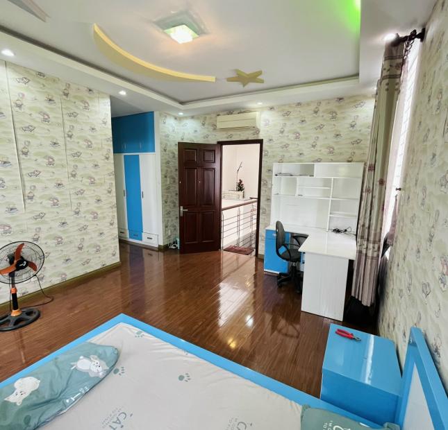 Bán Biệt Thự Q9 cạnh Chung Cư Gia Hòa-mới xây-MT 7m-giá tốt