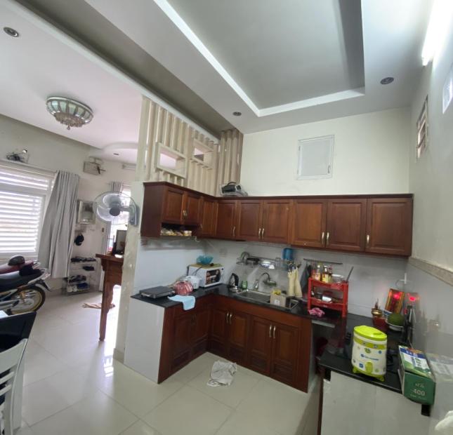 Nhà bán Thủ Đức chính chủ 2023, chỉ 5.7 tỷ có ngay nhà 3 tầng rộng rãi