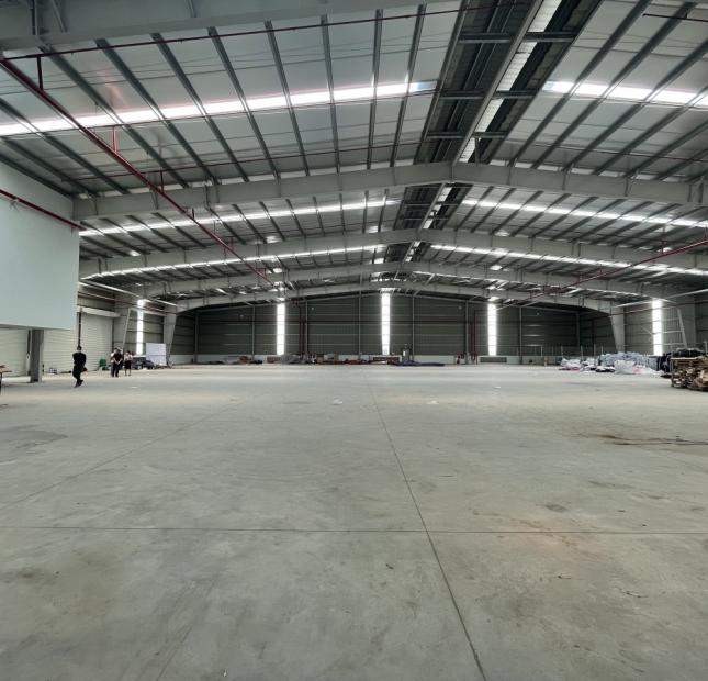 在 Nam Dinh Vu Industrial Park - Hai An - Hai Phong 长期租赁 100% 的 2,500m2 新工厂。