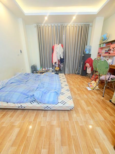 Bán nhà Chiến Thắng - Văn Quán thoáng đẹp, giá tốt 40mx4T, 2.95 tỷ