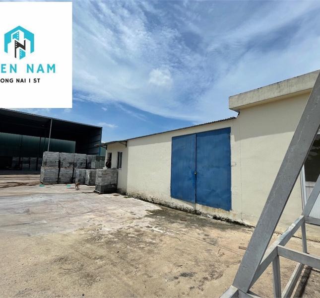 cho thuê nhà xưởng đẹp 3000m2. Xưởng xây dựng tường bảo về xung quanh điện 3fa