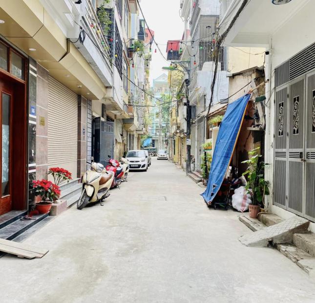 Bán nhà Phú Thượng Tây Hồ, Ô tô gần, Ở luôn, 40M2 5 Tầng, Mặt tiền 3.8M 