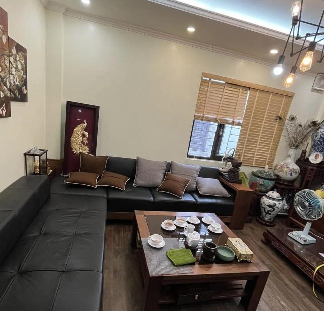 Bán nhà Chiến Thắng, Văn Quán plô, ô tô , vỉa hè, đẹp xịn sò, 38mx6T, 6.8 tỷ