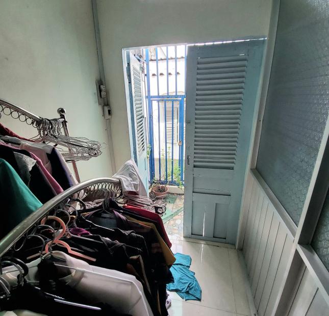 NHÀ GẤP BÁN TÂN PHÚ - GIẢM CÒN 3.45 TỶ - GẦN NGÃ TƯ TRỊNH ĐÌNH THẢO