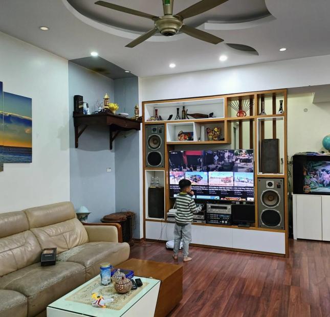 Bán chung cư bán đảo linh đàm diện tích 99m2 giá 3,3 tỷ.