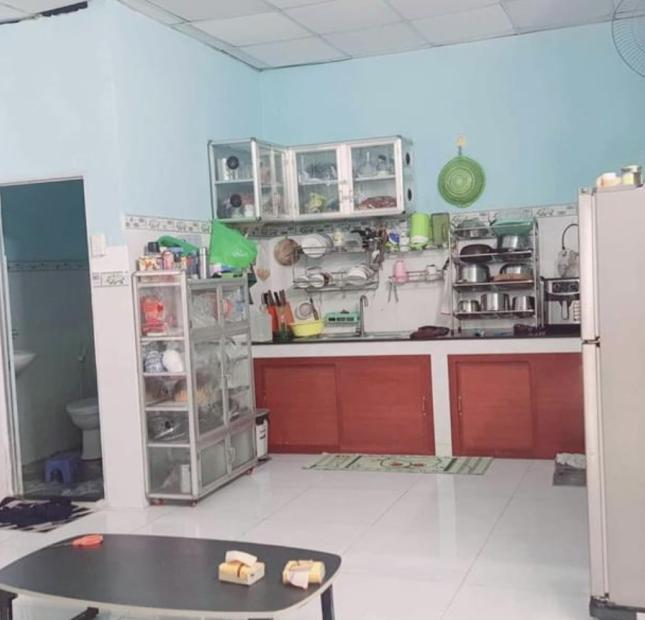 Nhà ngang 5m, đường Lạc Long Quân, Tân Bình, Hẻm xe hơi, Giá tốt
