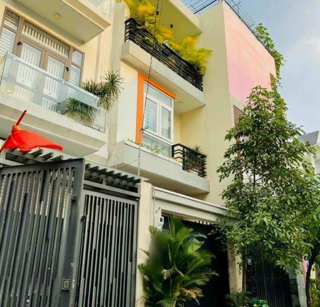 Nhà 3 tầng , khu đẹp đường 22 Linh Đông Thủ Đức, dt 80m2 giá 6,5 tỷ 