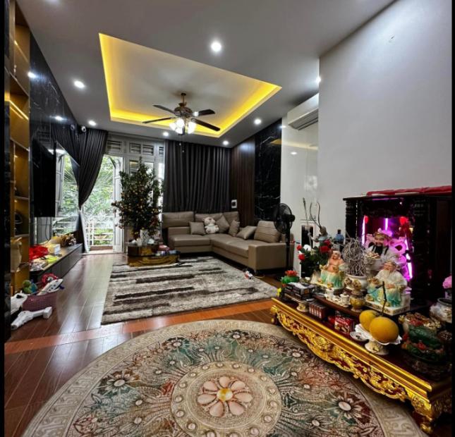 Bán nhà Phú Thượng Tây Hồ, Ô tô vào, Lô góc, Ở luôn, 80M2 5 Tầng, Mặt tiền 5M 