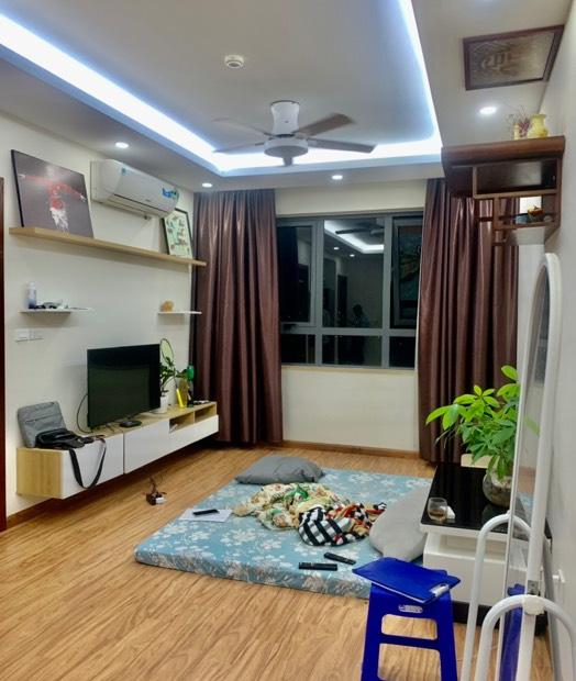 Bán căn hộ chung cư Thái Hà Phạm Văn Đồng, 70 m2, 2 ngủ, 2.8 tỷ