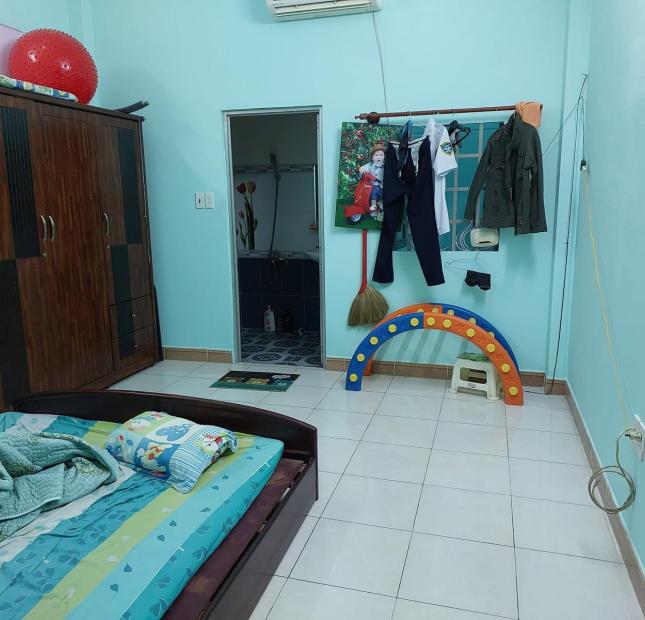 Em Chung Cần bán nhà Cách Mạng Tháng Tám, Giá 7.9 tỷ thương lượng