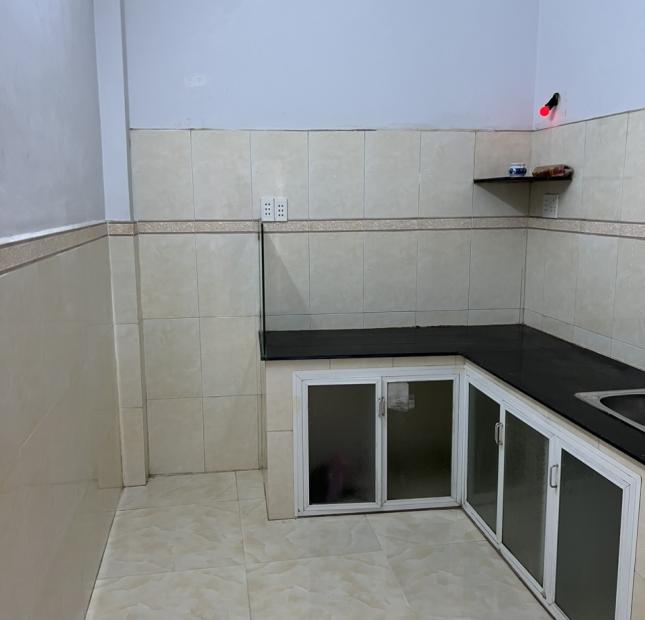 Hẻm xe hơi 1 trục đẹp, DT 52m2, Gần siêu thị Emart 2, GV, giá 4.7 tỷ TL