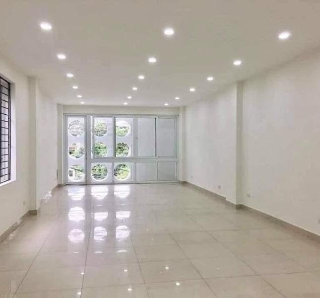BÁN TÒA VĂN PHÒNG MỚI- CẦU GIẤY-105m,7t,24 tỷ x-THANG MÁY-GARA Ô TÔ-VIEW HỒ ĐIỀU HÒA-HÀNG XÓM QUẬN ỦY