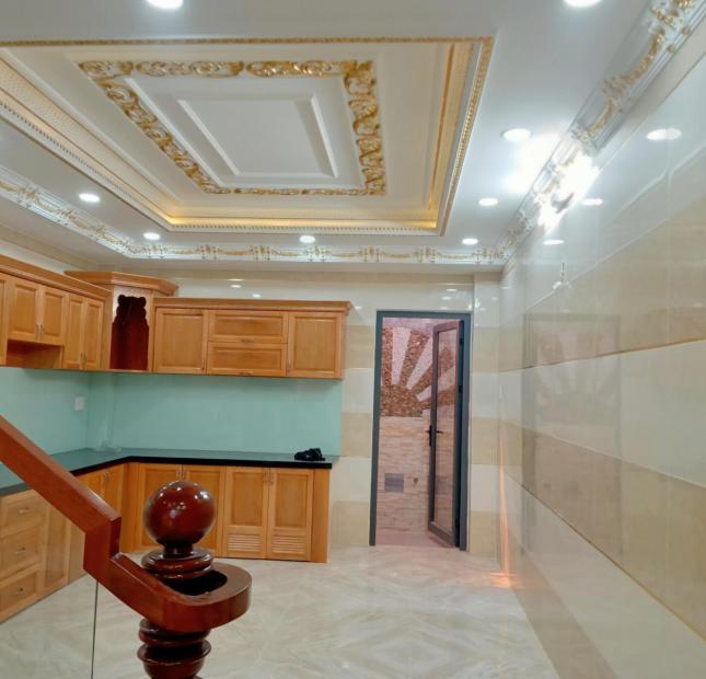Bán nhà hẻm 8m, đường Lê Văn Quới, Q. Bình Tân. DT: 4 x 14m, trệt + Lửng + 3 Lầu