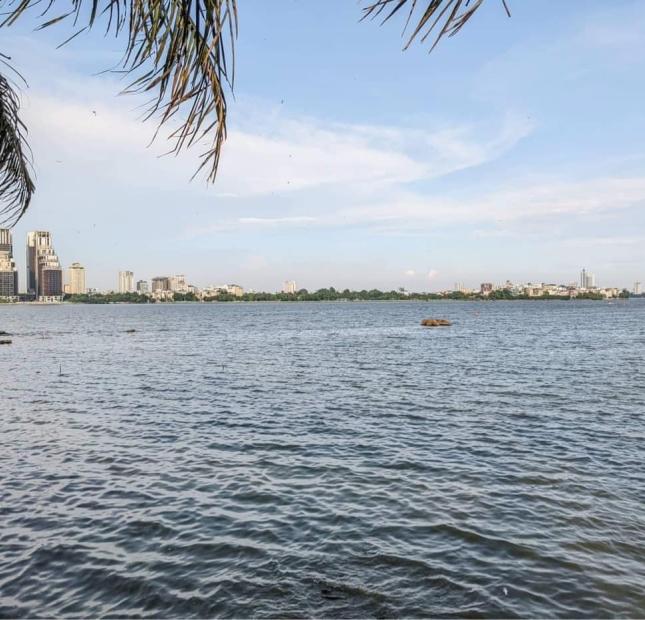 Bán thửa đất Hiếm phố Tô Ngọc Vân, Quận Tây Hồ, lô góc, mặt tiền rộng, 2000m, giá: 41 tỷ