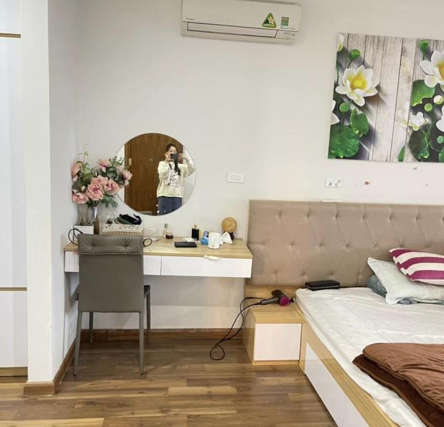Bán căn hộ Goldmark City Hồ Tùng Mậu, 129m2 tặng full nội thất cao cấp 5,2 tỷ