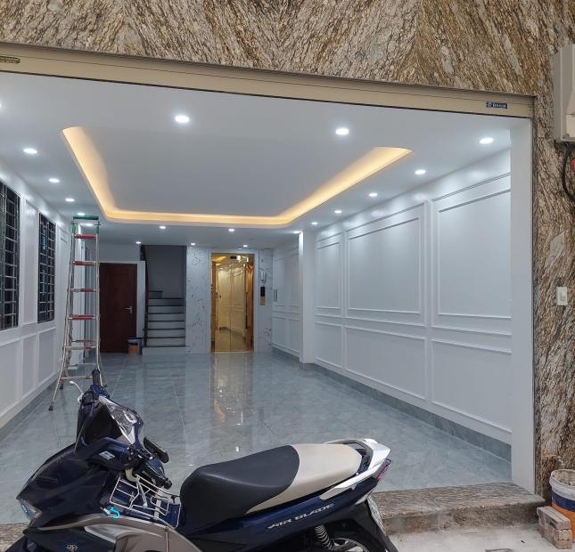 CC bán căn lô góc kinh doanh gần phố Trần Duy Hưng, 7 tầng, thang máy, giá 14,5 tỷ Lh 0915229868