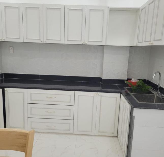 Căn nhà đường Cao Thắng, 2 tầng, giá chỉ 3,5 tỷ, tiện xây mới