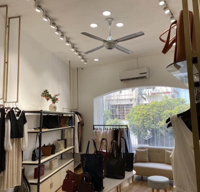 Định Cư Mỹ Cần Bán Nhà 1C lê thị riêng , phường bến thành , Quận 1