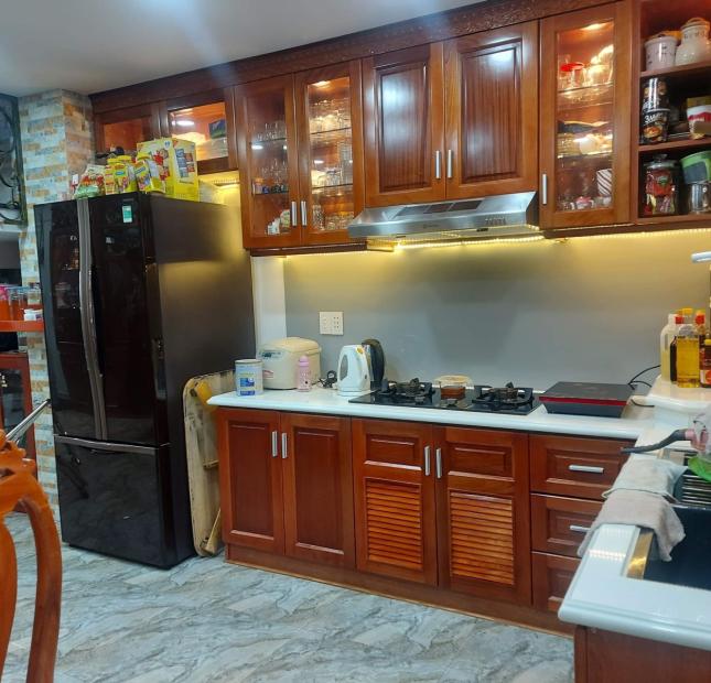 MẶT TIỀN NGUYỄN CÔNG  HOAN – 60M2 – 5 TẦNG – 12 TỶ