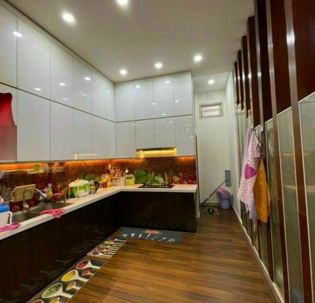 Bán nhà mặt tiền Châu Văn Liêm Quận 5 DT:4x18m 4 tầng giá 22 tỷ