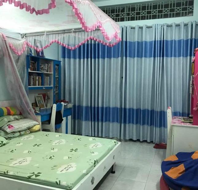 Bán nhà Quận 3, đường Cách Mạng Tháng Tám, 80m2, Giá 7 tỷ