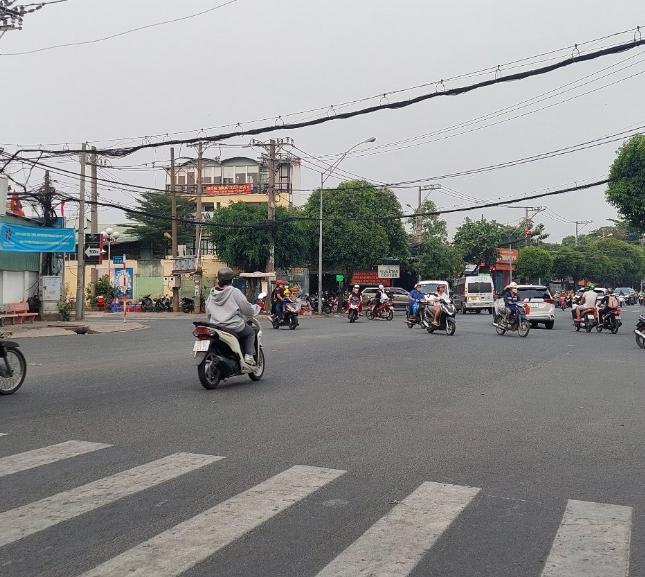 Bán nhà 5 Tầng Chế Lan Viên, Tây Thạnh gần mũi tàu cộng hòa chỉ 8 tỷ.  