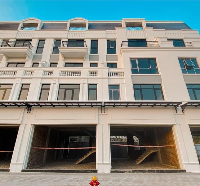 Ở thảnh thơi - Buôn lời bán lãi - Biệt Thự La Emera Hạ Long với diện tích 162m, xây 4.5 tầng,có